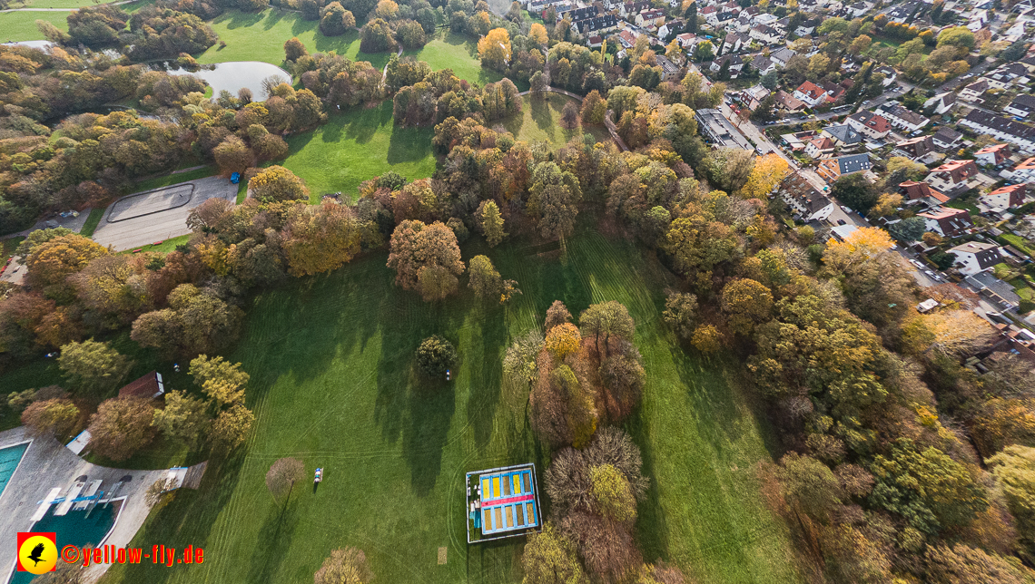 03.11.2022 -  Ostparksee mit Umgebung in Neuperlach